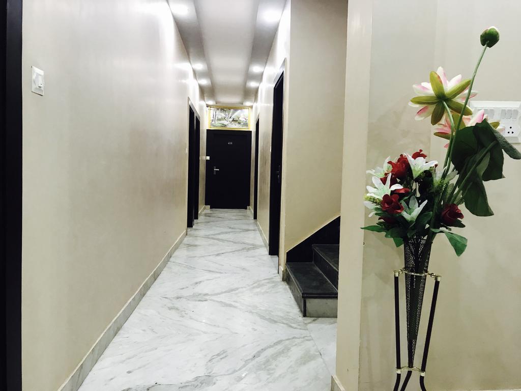 Aaradhya Residency Hotel Agra  Exterior photo