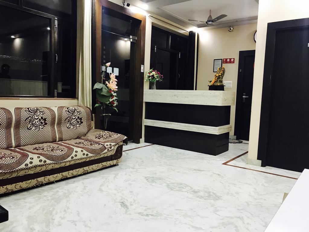 Aaradhya Residency Hotel Agra  Exterior photo