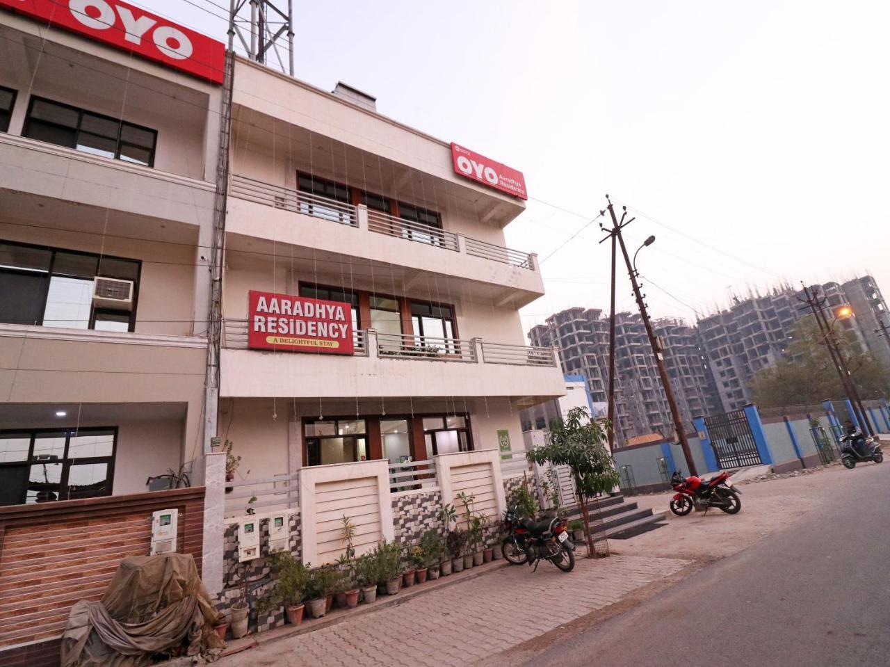 Aaradhya Residency Hotel Agra  Exterior photo
