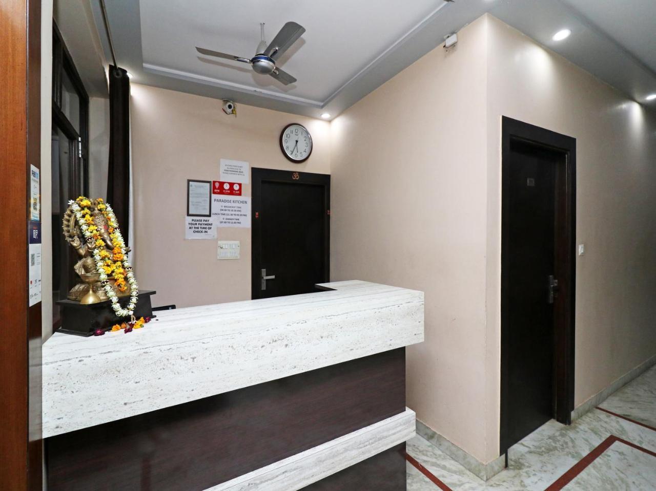 Aaradhya Residency Hotel Agra  Exterior photo