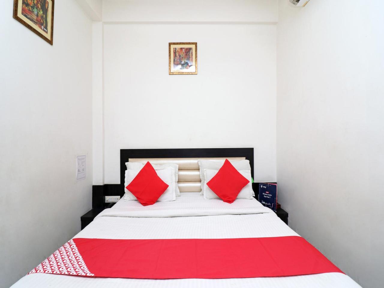 Aaradhya Residency Hotel Agra  Exterior photo