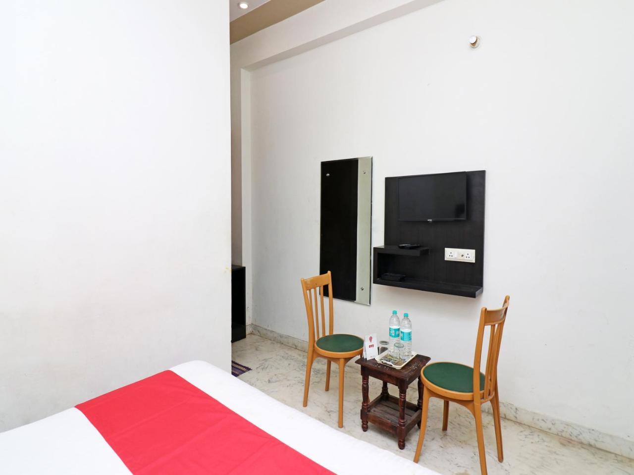Aaradhya Residency Hotel Agra  Exterior photo