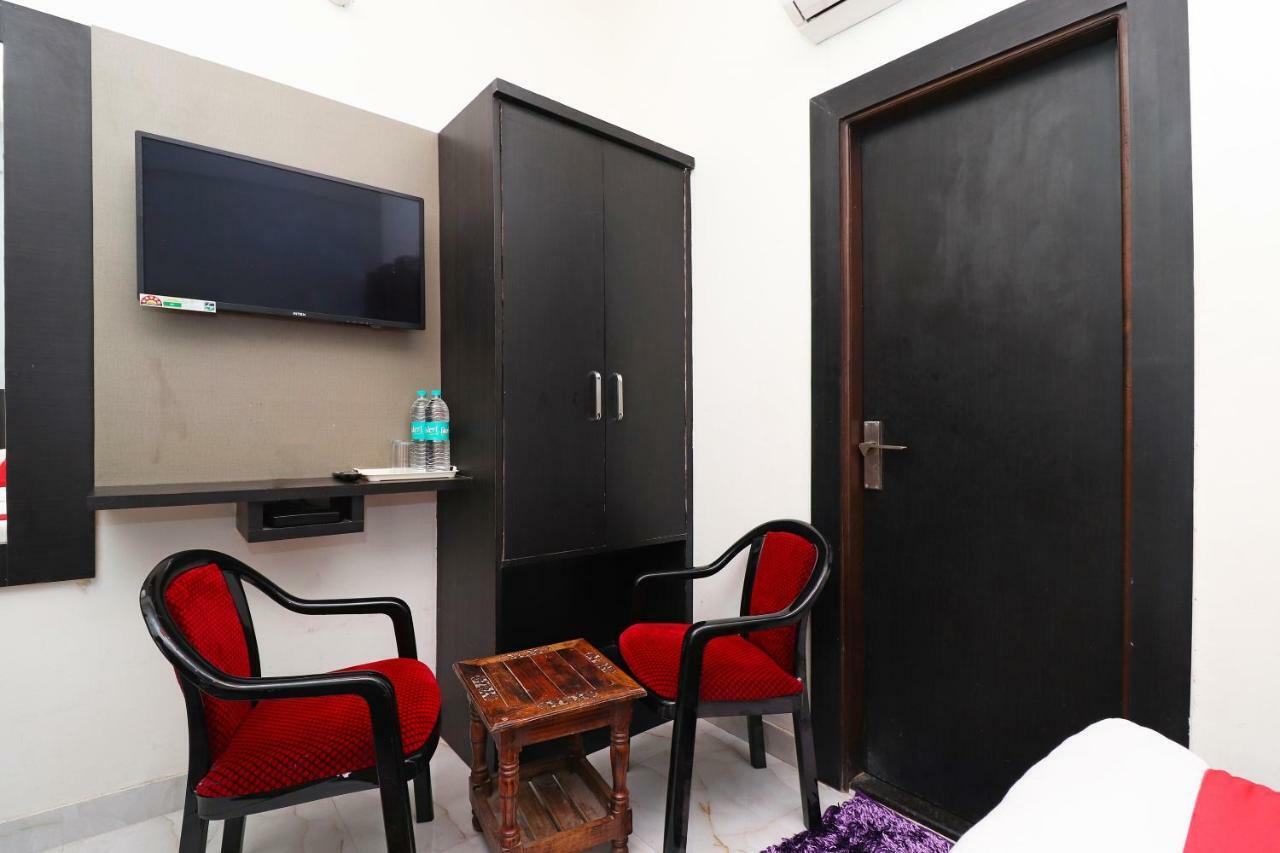 Aaradhya Residency Hotel Agra  Exterior photo